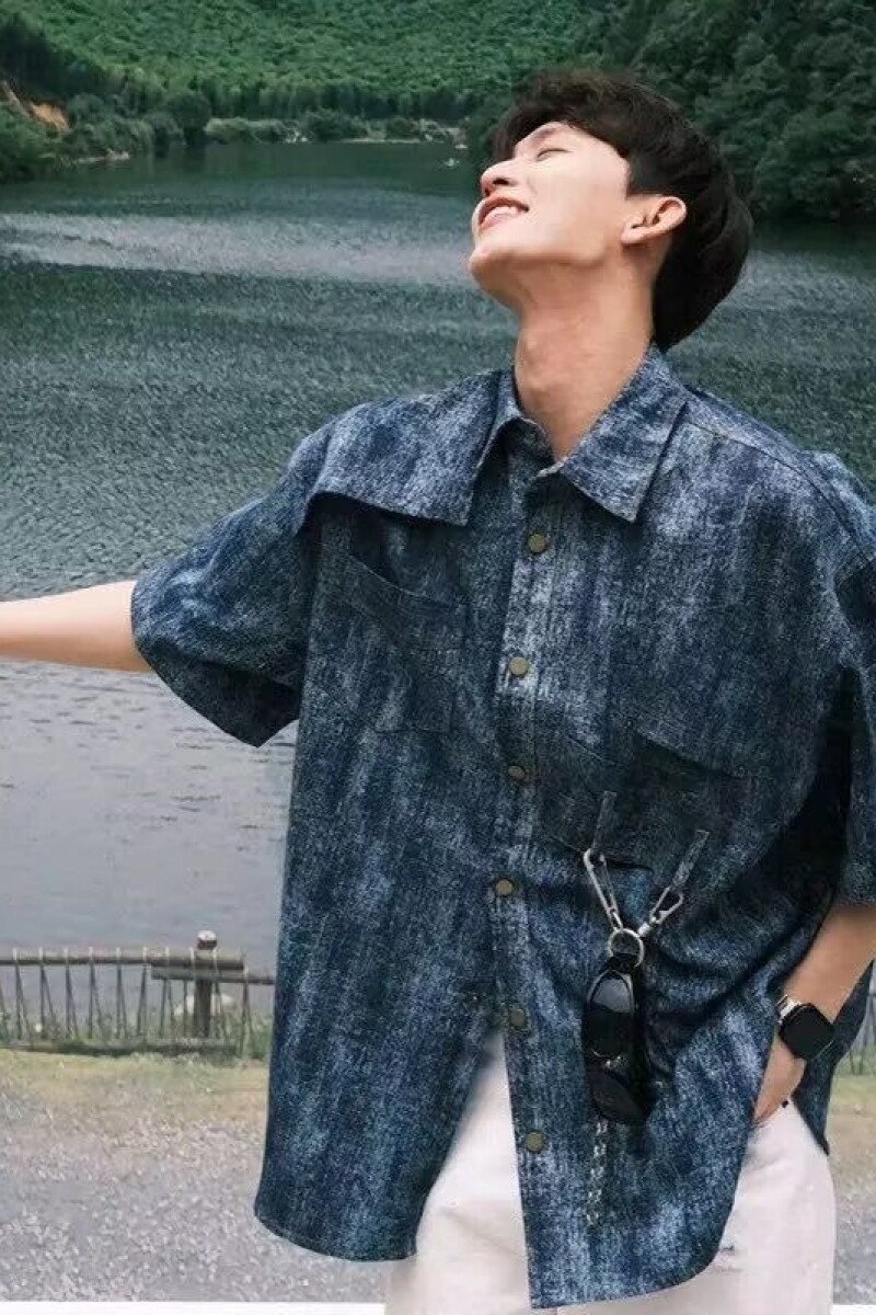 美式复古蓝色牛仔外套夏季凉感做旧扎染设计衬衣男士垫肩短袖t恤,男装衬衫,星座513