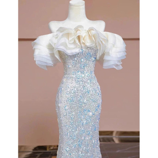 一字肩年会主持人晚礼服高级感银色亮片高端轻奢小众订婚裙敬酒服