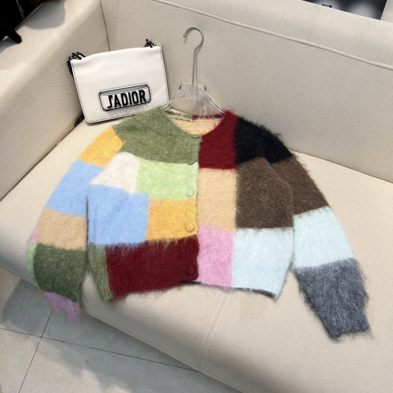 高级感吗马海毛彩虹色块毛衣开衫