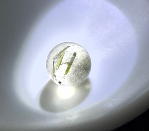(12.6mm)老矿料天然水晶包裹体共生碧玺单珠