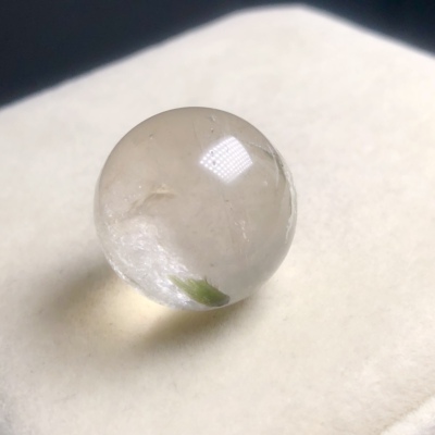 20.8毫米(没有任何优化注胶)巴西老矿大漏天然水晶共生碧玺单珠