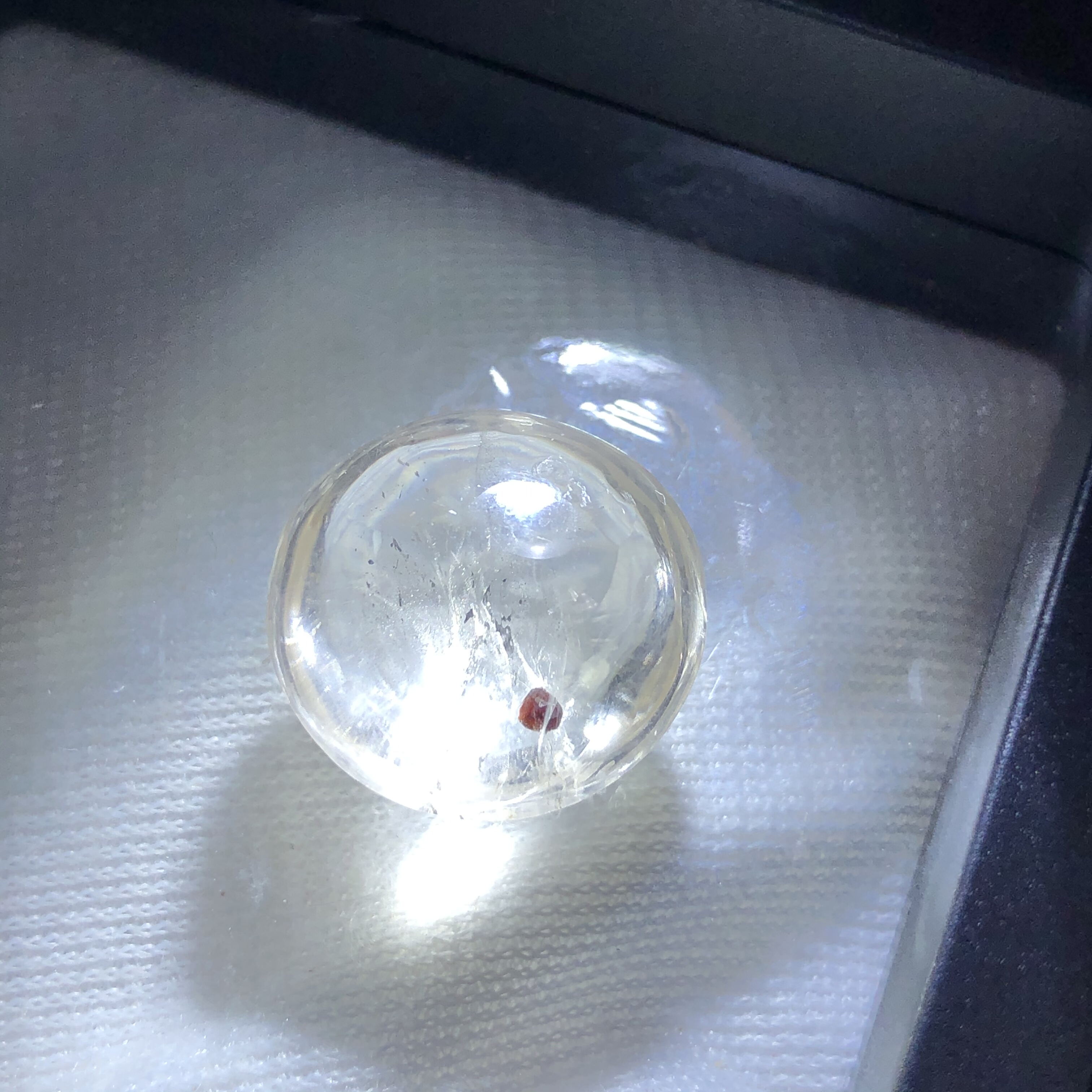 老矿福利天然水晶全包包裹红石榴石红色宝石共生矿吊坠