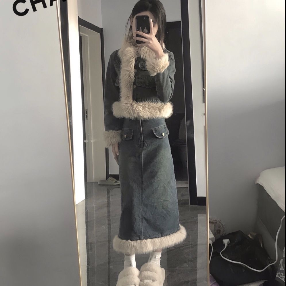 网红同款秋冬千金复古毛毛拼接牛仔外套+高腰显瘦开叉半身裙套装