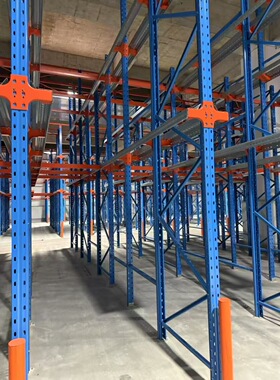 二手重型仓储货架蓝色立柱配橘红横梁每层承重大吨位高