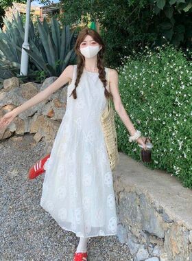 超仙法式小个子无袖背心连衣裙2026新款过膝度假夏季甜美气质裙子