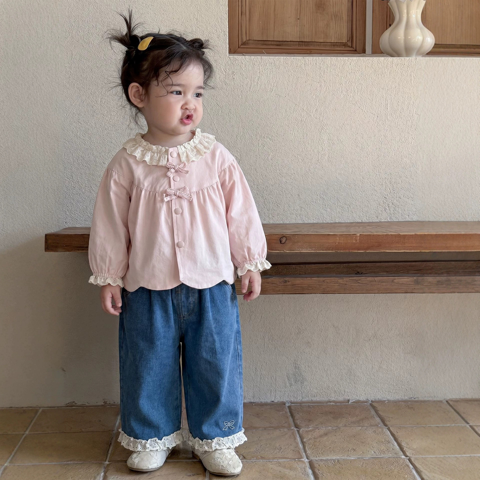 2026新品女宝宝春秋款套装蕾丝花边外套牛仔阔腿裤装洋气外出服