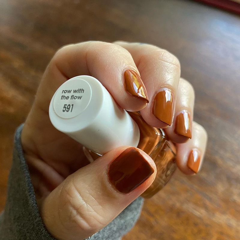 essie指甲油2022新色珊瑚橙