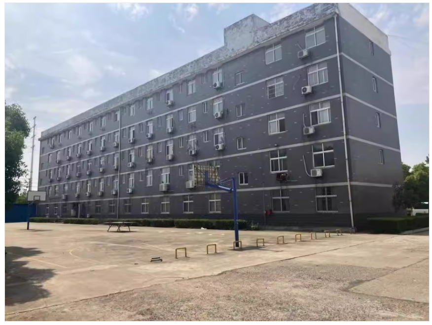 2月7日孝感房产及相应的土地和地上附属物（含树木、道路等）网络拍卖公告