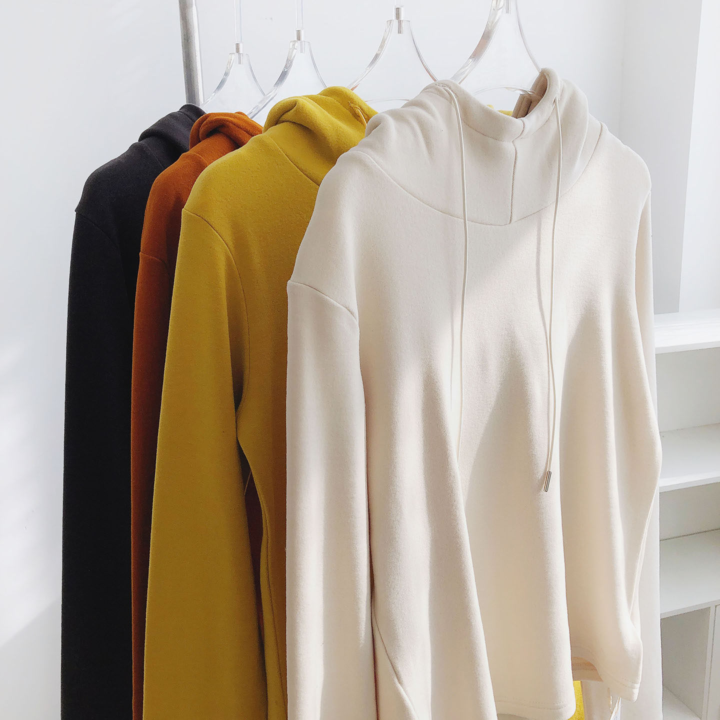 JU显瘦/软绵绵加厚磨毛内搭宽松打底衫女秋冬连帽长袖T恤学生上衣