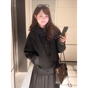 秋冬巨好看连帽毛呢外套女2026设计感小众通勤百搭休闲保暖上衣潮