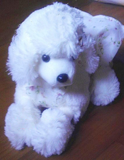 35cm  仿真造型穿着衣服的毛绒米白色贵宾狗玩偶 摆件