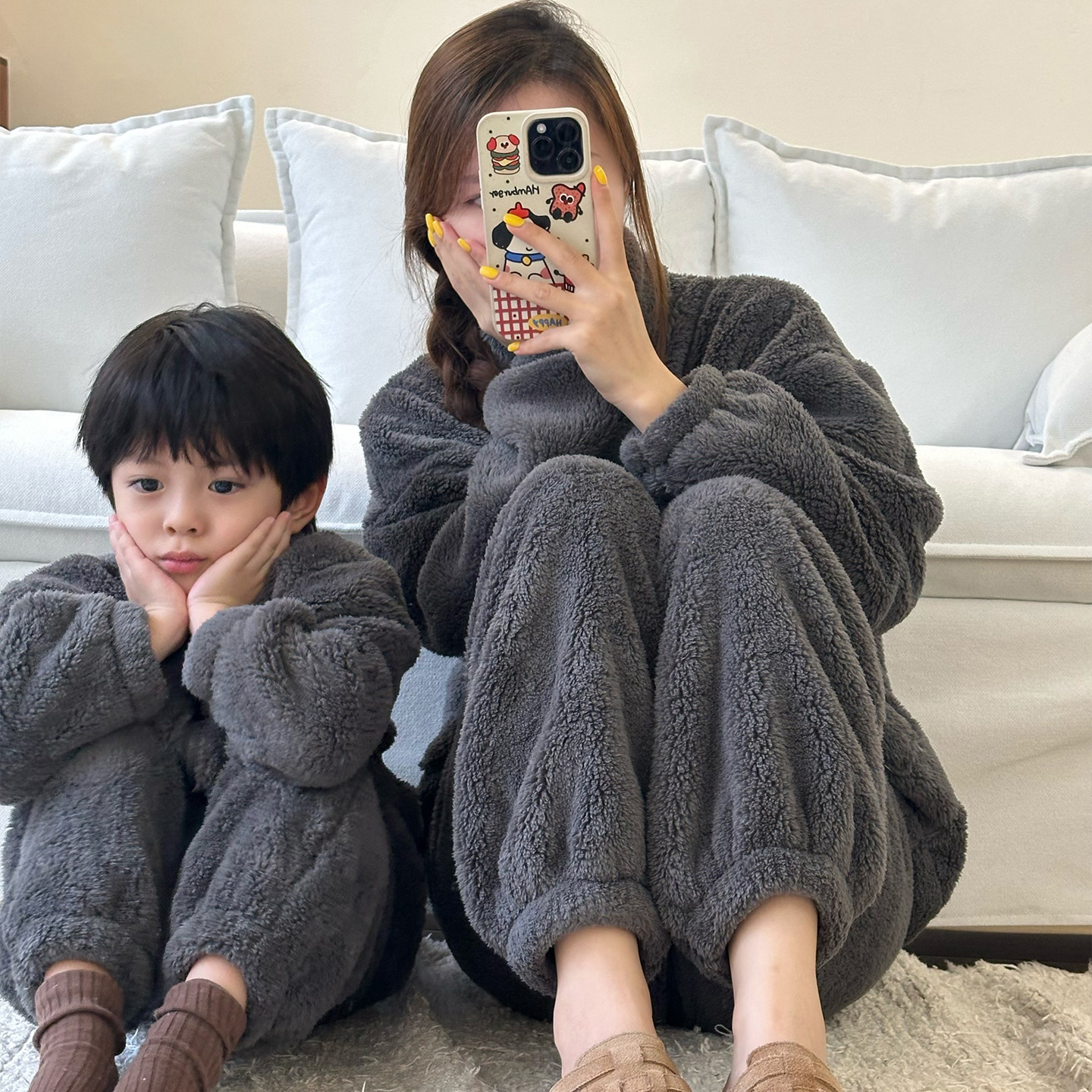 亲子装儿童睡衣男童2025新款冬加绒加厚女孩宝宝珊瑚绒家居服套装