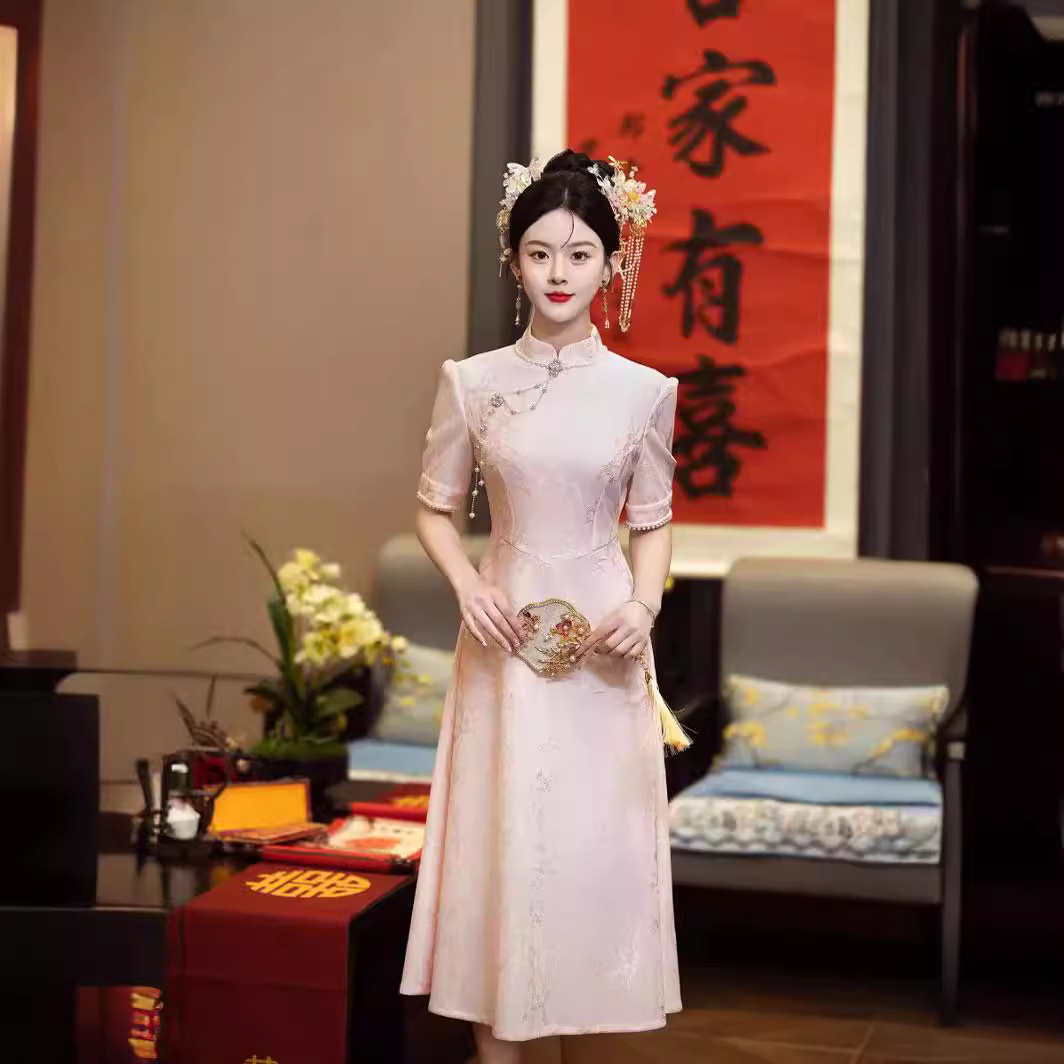 改良旗袍女夏粉色年轻款订婚礼服连衣裙新款领证日常可穿