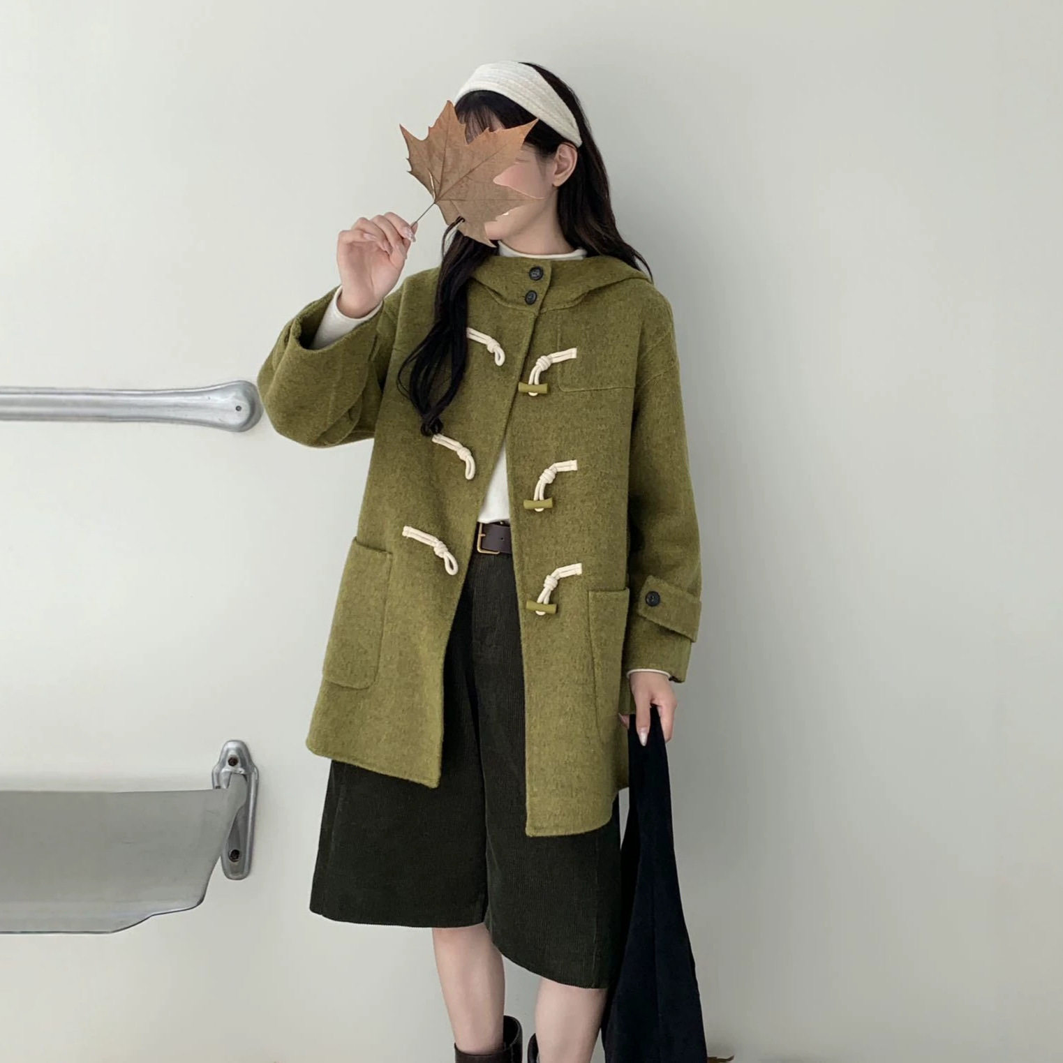 MOLIN木质橄榄扣羊毛毛呢大衣搭