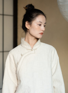 大拙东方美学肌理纹棉麻立领斜襟盘扣宽松通勤外套4257