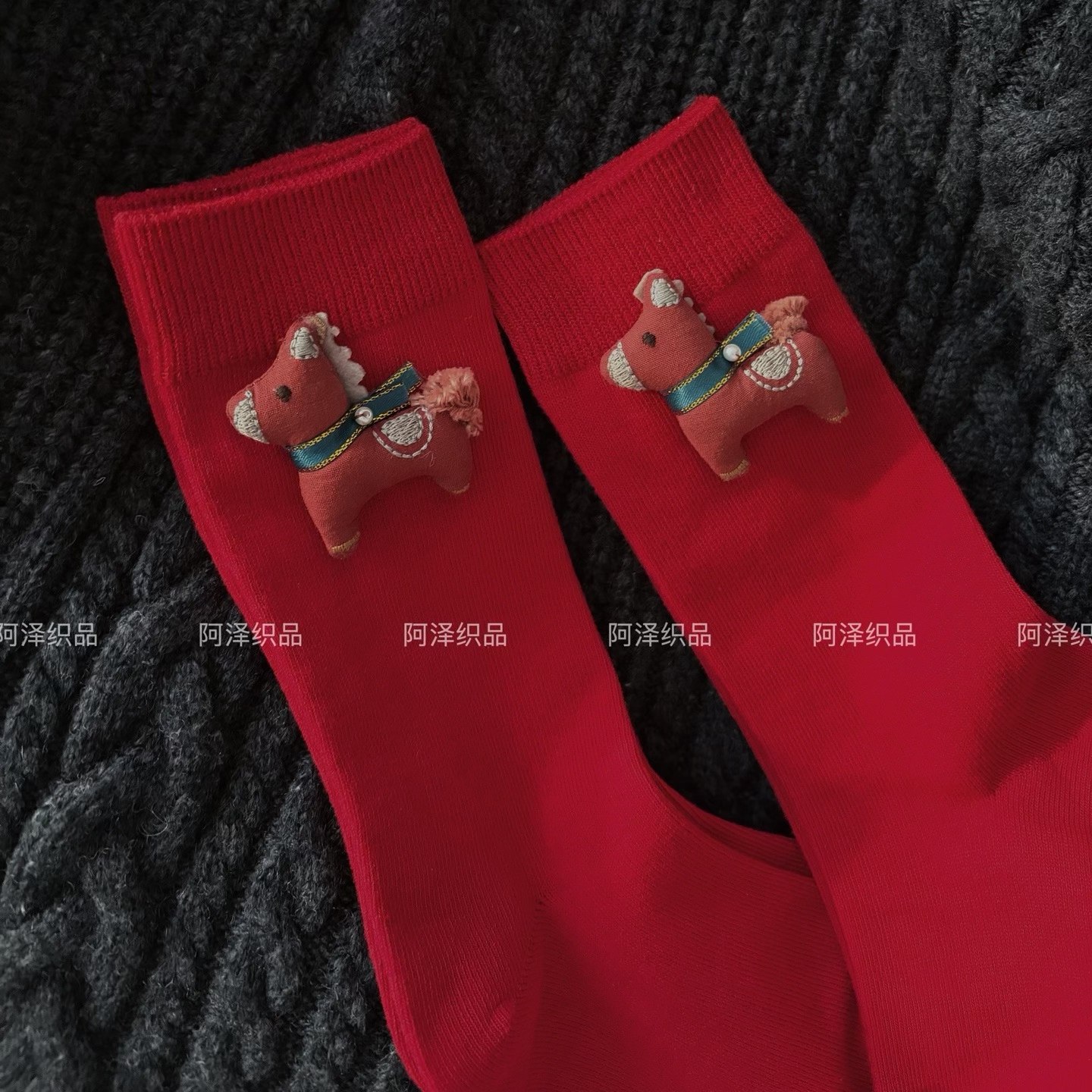 新年可爱值拉满~立体小马玩偶本命红袜子女中筒ins潮卡通减龄棉袜