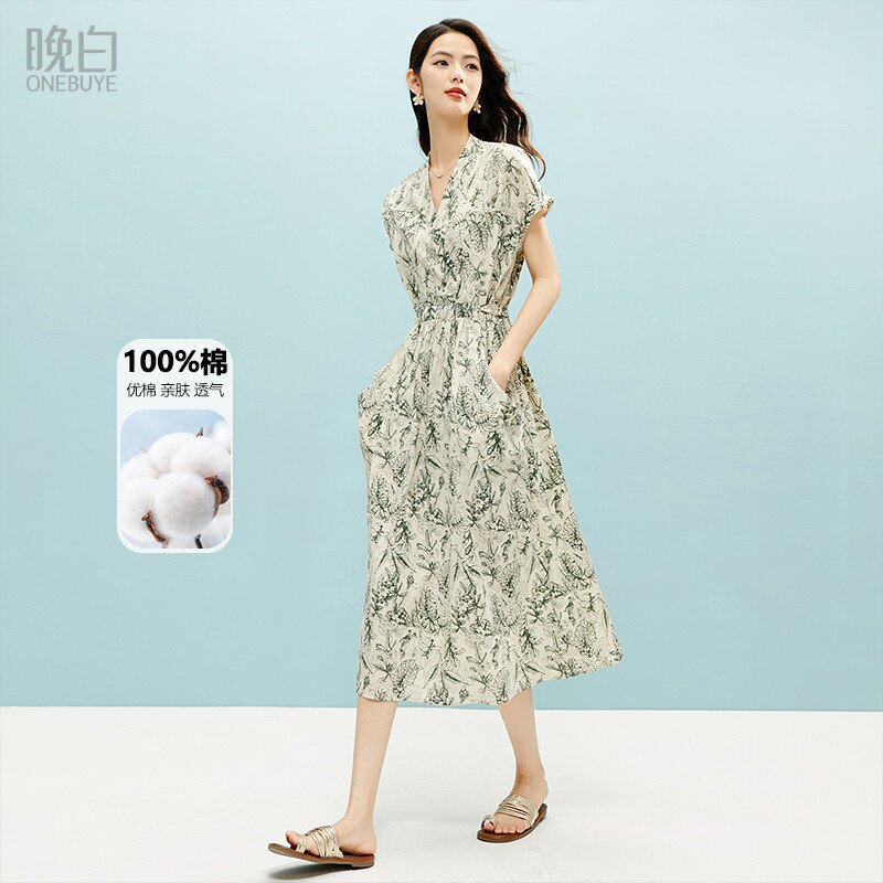 晚白2026年春新款复古文艺风V领裙子印花全棉系带短袖连衣裙