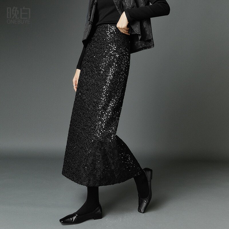 晚白2026年春季新款时尚亮闪闪简约气质裙子纯色亮片包臀半身裙