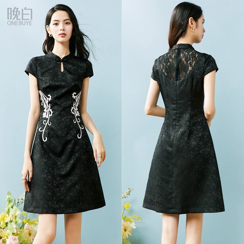 晚白【断码清仓】2025夏款裙子气质新中式收腰提花连衣裙