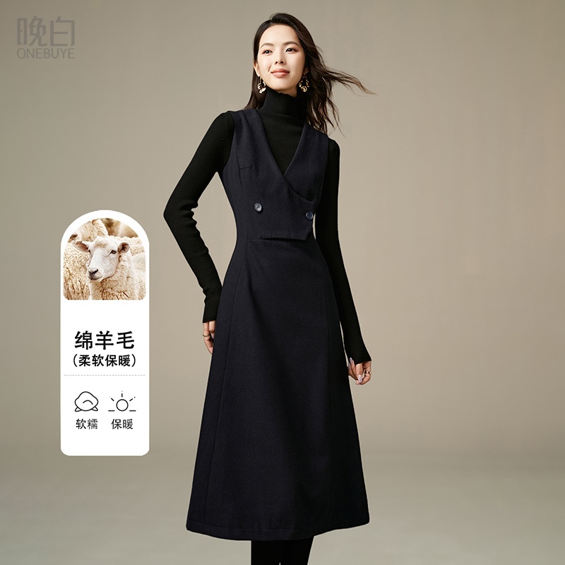 晚白高腰绵羊毛无袖连衣裙