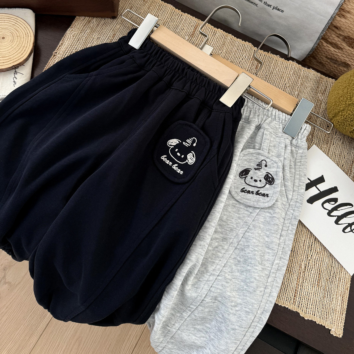 儿童纯色卡通卫裤男童纯棉灯笼裤男童宽松运动裤女宝宝休闲裤春季