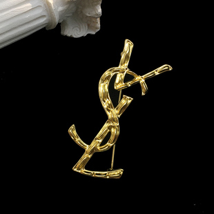 D.M.D 迪曼达金色vsl字母胸针高档女轻奢设计感胸花别针西服配饰