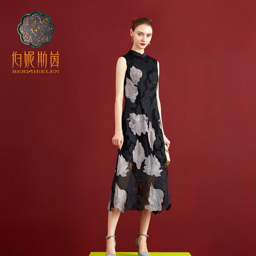 无袖蕾丝绣花A字长裙圆立领修身