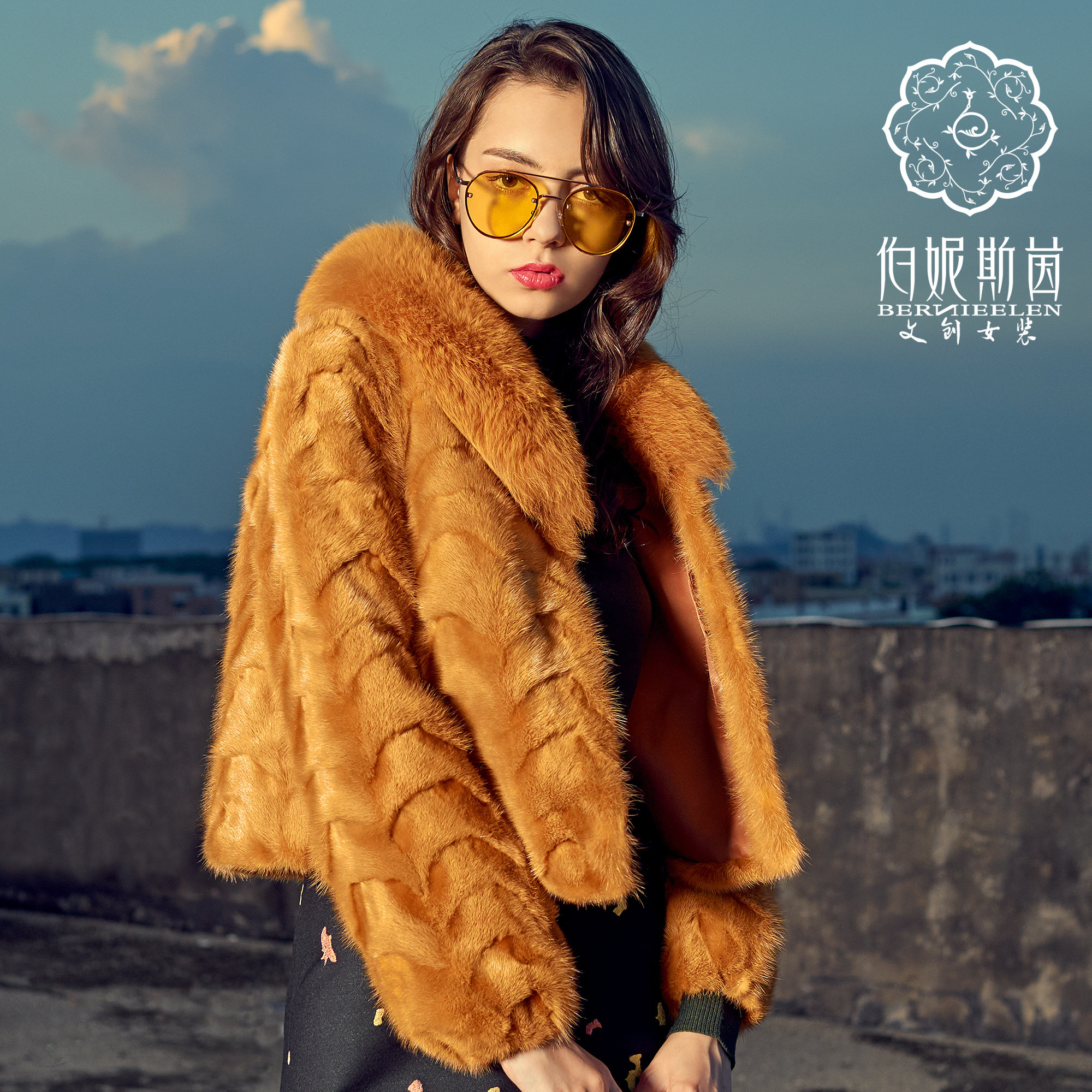 Bernieelen/伯妮斯茵黄色水貂毛皮草6P6691