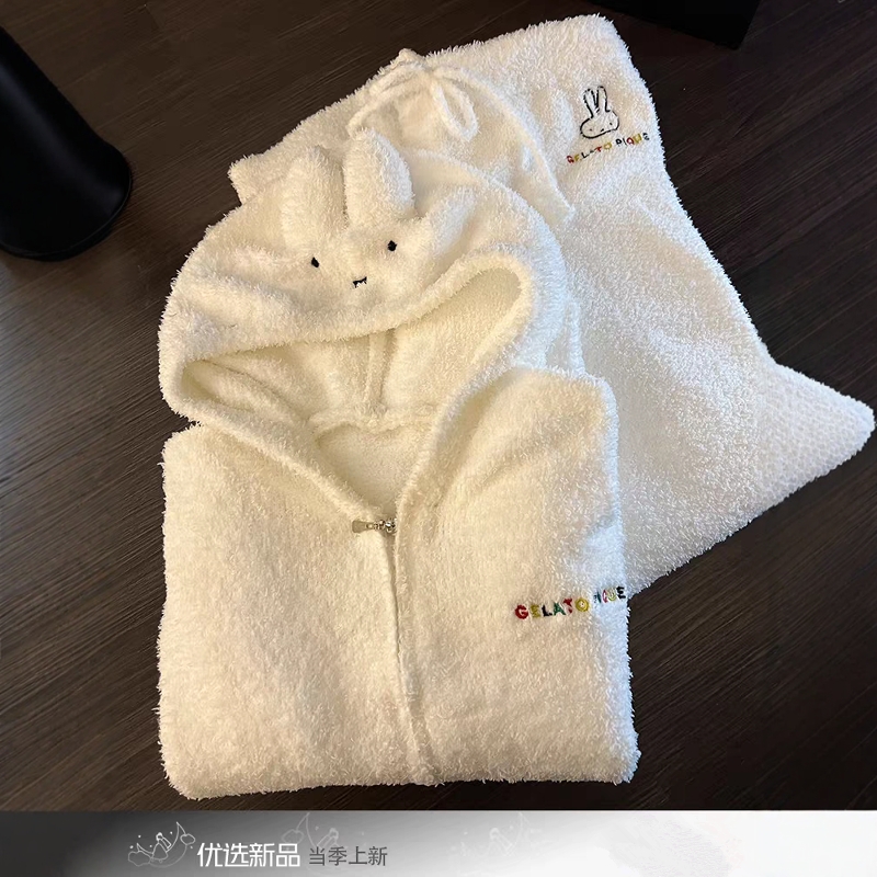少女可爱米菲兔连帽半边绒睡衣女