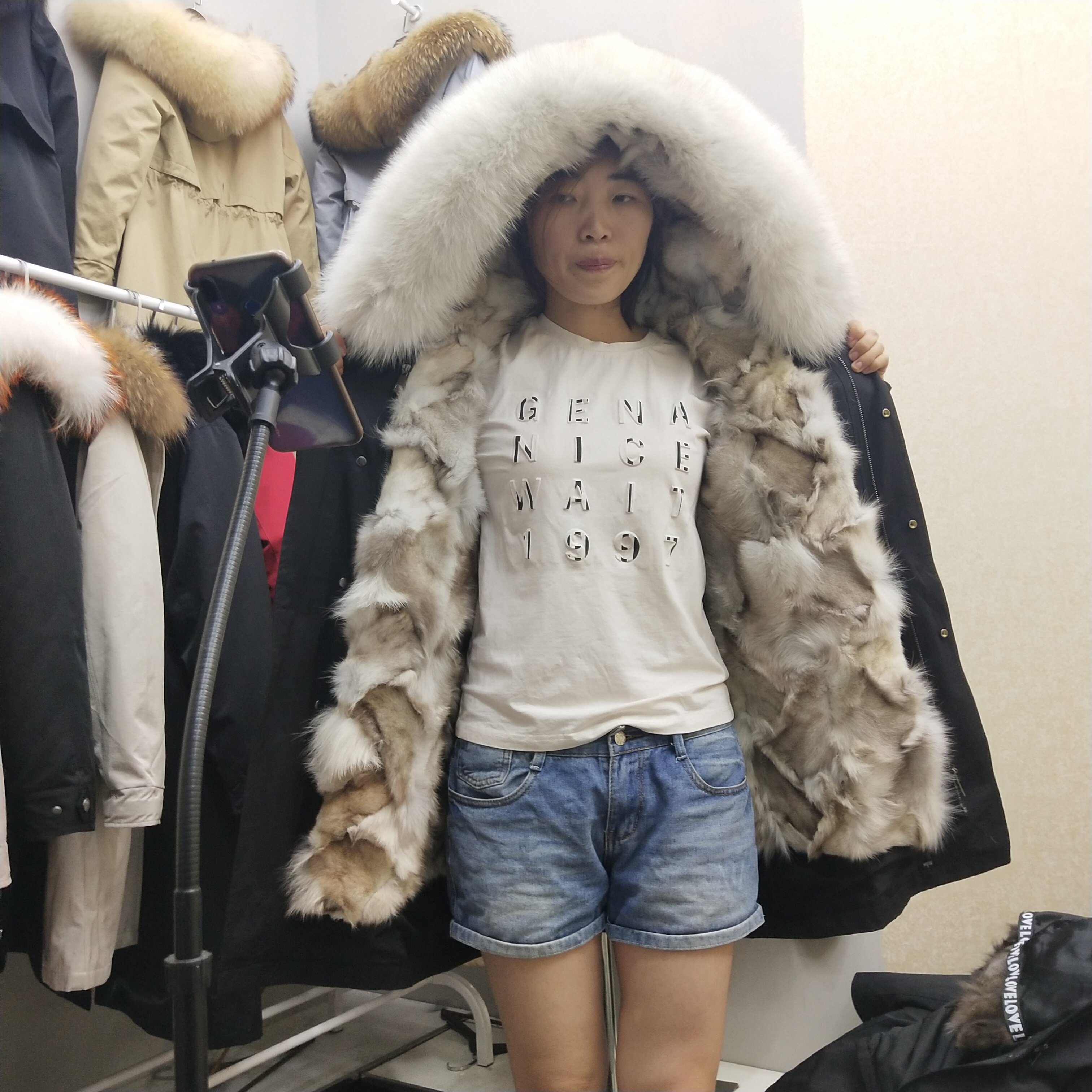 2019新款狐狸毛內膽新款外殼貉子狐狸毛大毛領反季特價直播間秒清在類目 女裝/女士精品, 皮草中 - 來自Buy2taobao.com提供專業的淘寶代購服務