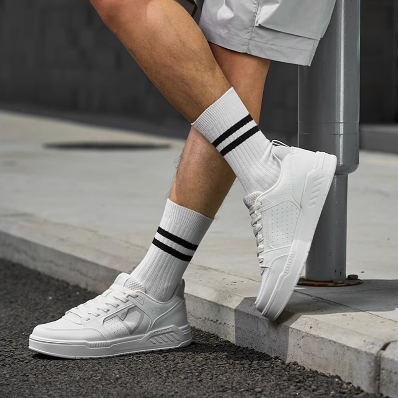 特步创新板鞋|板鞋2025夏季新款百搭休闲鞋增高男鞋透气小白鞋潮