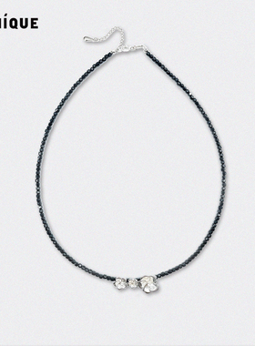 Picnique花环白蝶贝烧白项链