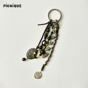 Picnique x RandomPiece圆牌麂皮链条串珠编织钥匙扣包挂