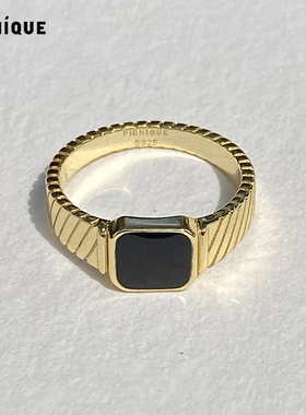 Picnique斜条纹黑色滴釉方形戒指