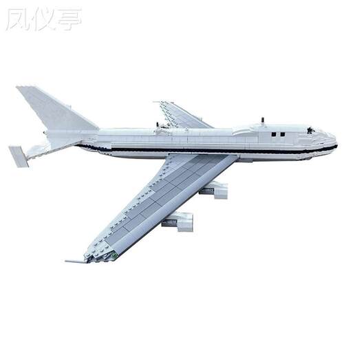 -135820太空系列波音747航天飞机运输机男孩拼搭积木玩具