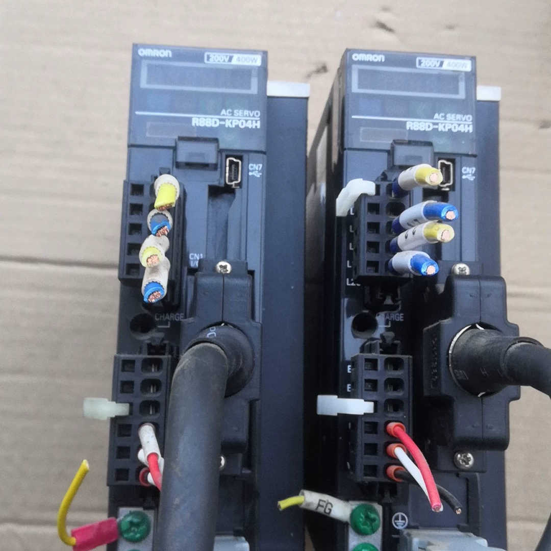 400w驱动器R88D-KP04H-Z