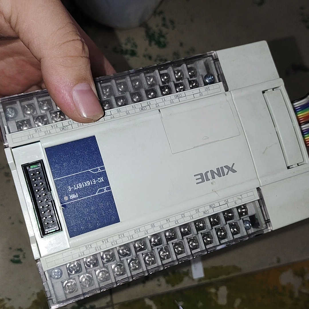 信捷XC-E16X16YR-E，功能包好，已经测试，实物拍摄