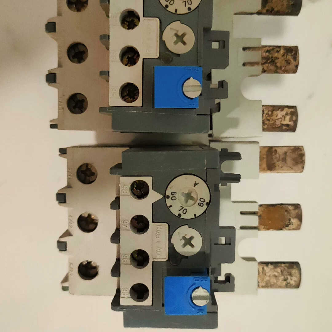 ABB热过载继电器两只 没有包装盒子