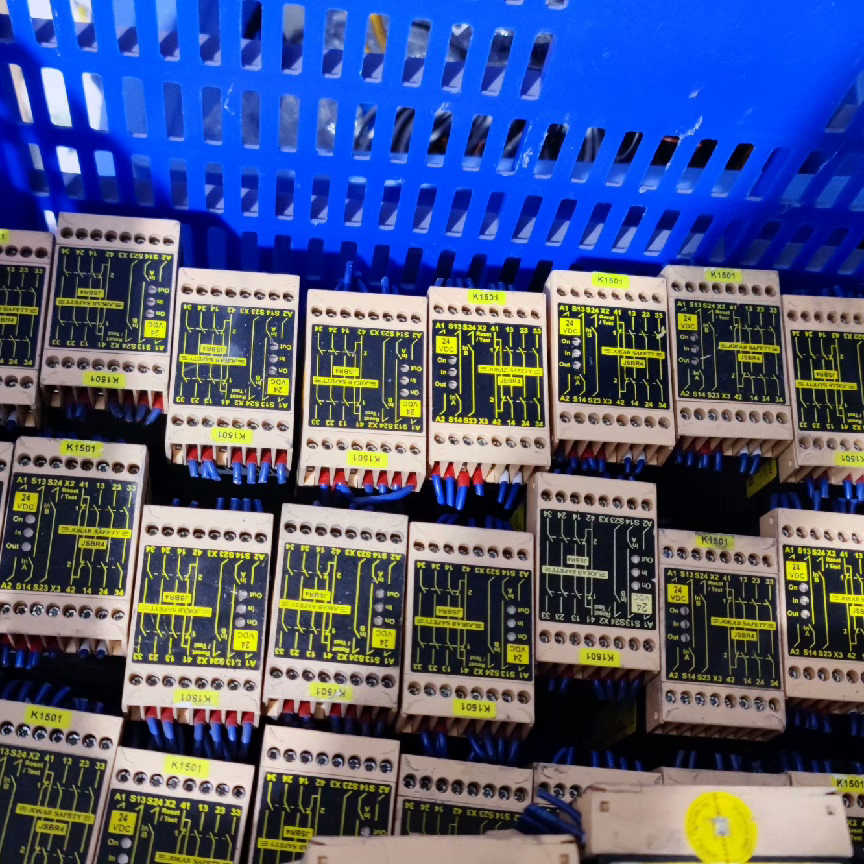 拆机JOKAB SAFETY 瑞典佳可保继电器JSBR4 2