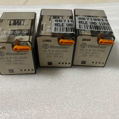 finder110V继电器，60.12.8.110.0040