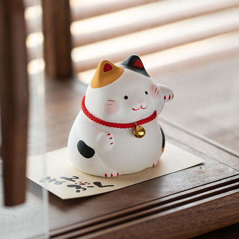 日本进口KANESAN招财猫摆件日式陶瓷手作招福猫咪车载桌面摆饰