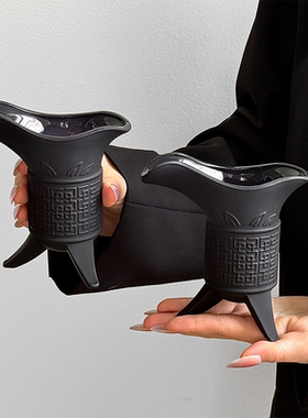 轻奢搞怪创意曜黑玻璃水杯仿古爵杯古风酒杯帝王杯家用茶杯子