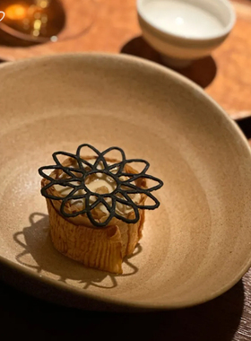 酒店用日式创意陶泥色不规则盘子纯色个性餐厅上菜陶瓷盘复古菜盘