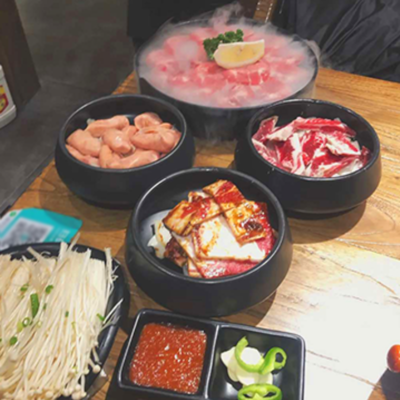 餐厅创意出品陶瓷餐具日韩烤肉上菜盘子黑色收口圆形坛罐火锅盘子,餐饮具,盘,淘宝优惠券,粉丝福利购,淘宝优惠卷