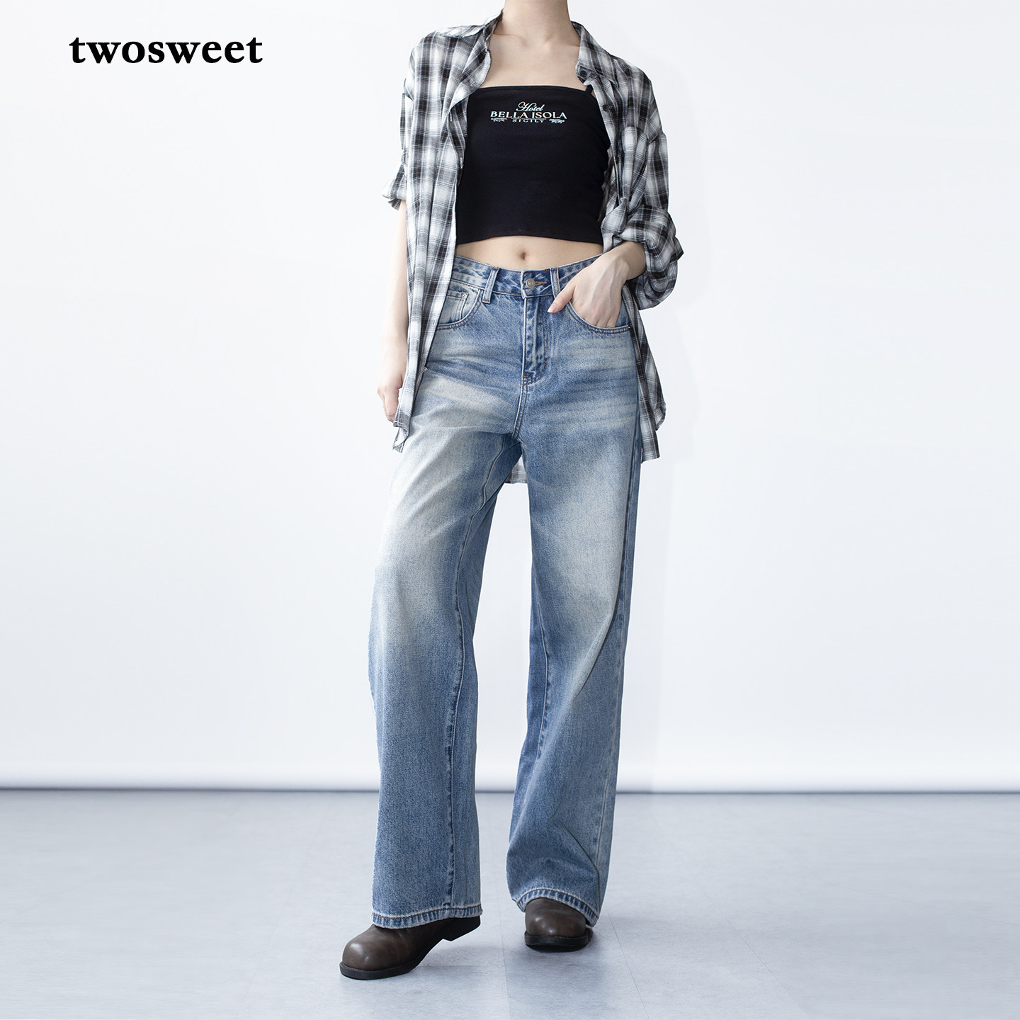 twosweet  层次做旧 重洗水经典棉质高腰牛仔裤女美式宽松直筒裤,女装/女士精品,牛仔裤,淘宝优惠券,粉丝福利购,淘宝优惠卷
