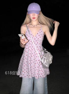 2026新款紫色碎花挂脖吊带连衣裙子女夏季小个子韩系叠穿v领短裙