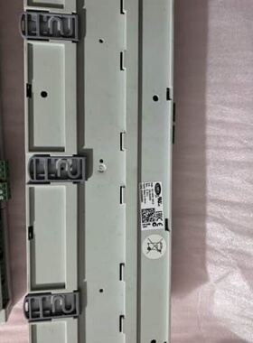议价CAREL卡乐PCO3000AM0控制器，GENIUS II