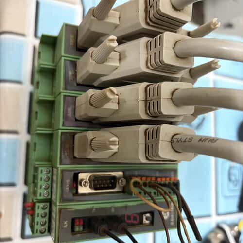 议价DELECTRON DE1153/DE1156 IO端子模块可维修