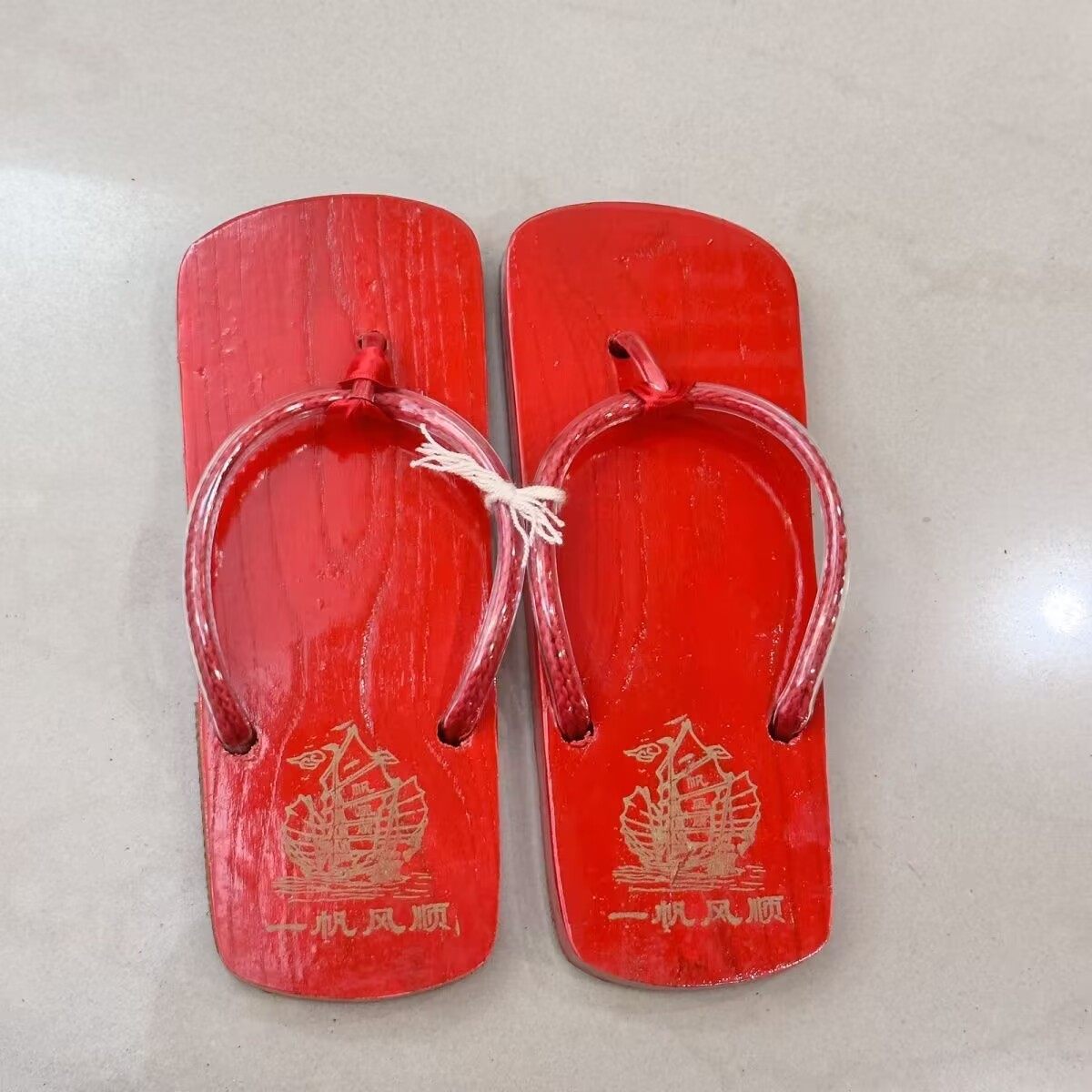 红木屐成人礼潮汕出花园木屐结婚出嫁男人字拖红色人字木板鞋时尚