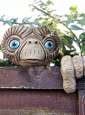 ET外星人 园林挂件 树木装饰品 挂饰 树脂工艺品客厅卡通田园摆件